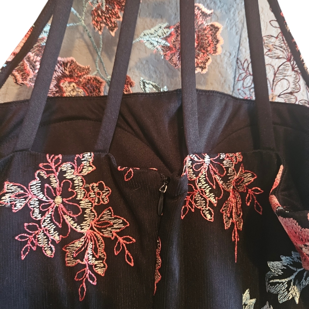 Guess Floral Embroidered Halter Bodycon Dress - Picture 5 of 9